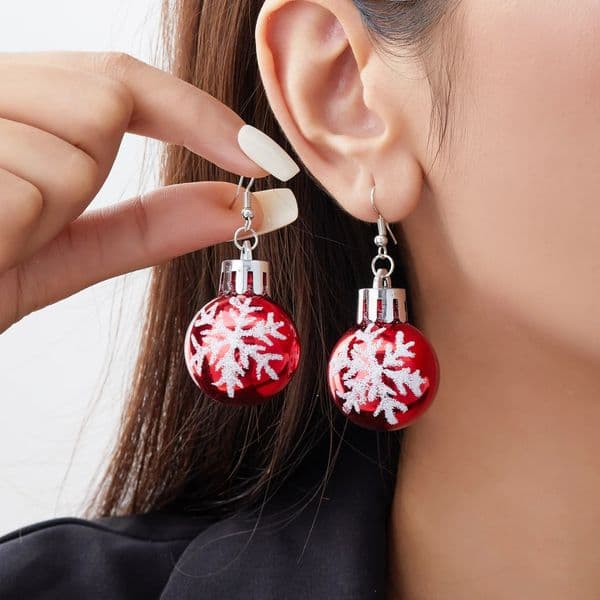 Trendy Christmas Resin Shiny Sequins Ball Ear Hook Earrings For Women Star Snowflake Round Ball Dangle Earring Xmas Jewelry 251031