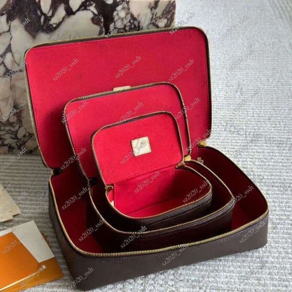 Storage Makeup Bag Designer Makeup Bag Bracelet Jewelry Box Leather Flower Letter Classic Ring Necklace Watch Box Packaging Box