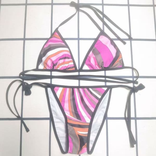 Puccily Swimsuits Outfit Designer Women Chic High Street Pu Bikini Wear Solid Classic Retro Quick Dry Beach Leisure Fashion Tops B72