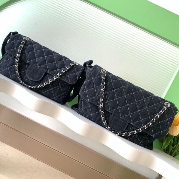 10A Designer Denim Travel Bag - Casual Half-Denim Material, Classic Leather Chain & Adjustable Wide Shoulder Strap for Easy Crossbody Wear