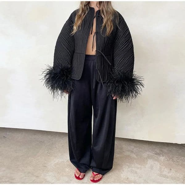 Elegant ONeck Spliced Jackets Fashion Women Feather Cuffs Lace Up Cotton Chic Cardigans Coats Streetwear Quilted Outerwear 251103