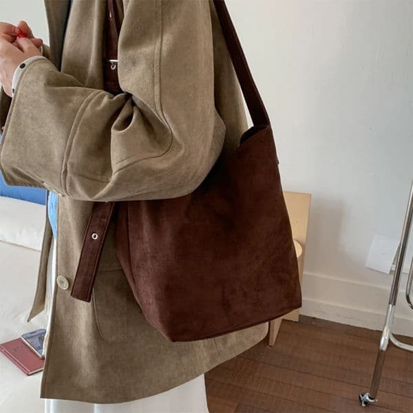 Leopard Print Large Capacity Autumn and Winter Versatile Frosted Retro Single Shoulder Crossbody Bag Commuting Tote Bag 251103