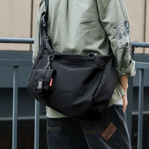 MOYYI INS Korean Style Men Messenger Bag Travel Casual Large Hobo Waterproof Nylon Laptop Crossbody Shoulder 251103
