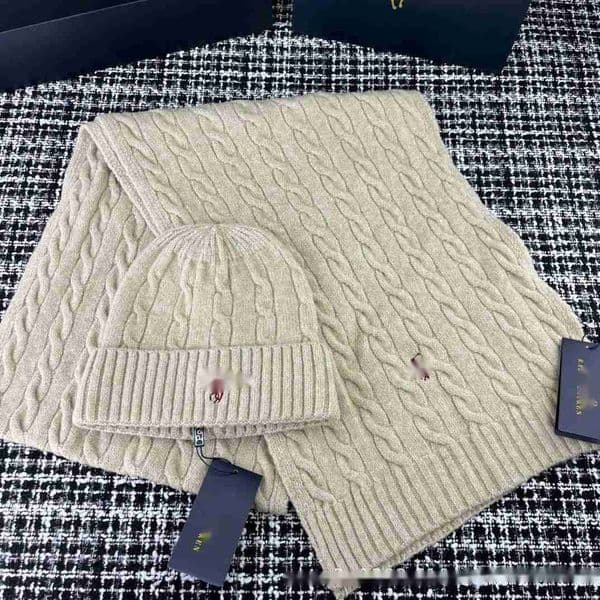 Fashionable winter new style embroidered checkered woolen vintage British-style scarf and hat set J251105