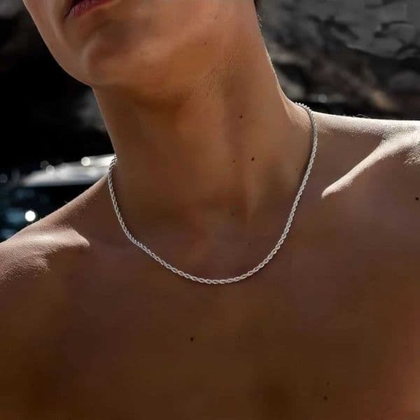 2mm Men Silver Color Twisted Twist Chain Necklace Simple Titanium Steel Choker Fashionable Non-fading Stainless Steel JewelryW251105