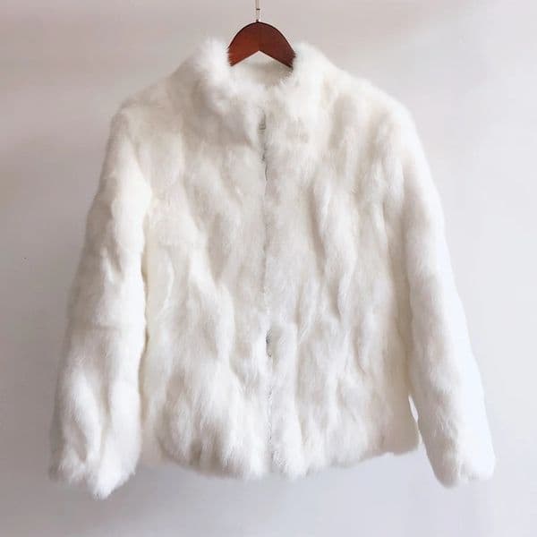 QUEENTINA Real Rabbit Fur Coat Woman Fashion Leather Autumn Winter Jacket Whole Skin For Female Natural Feather 251103