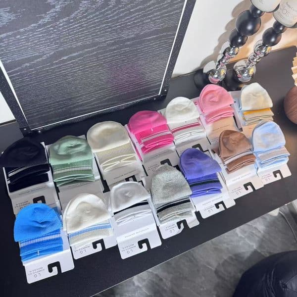 STOCK New Designer Outdoor Sports Individually Packaged Yoga Sock Letter Print Womens Stocking Individual Letter Packaging Men's And Women's Socks Free Shipping