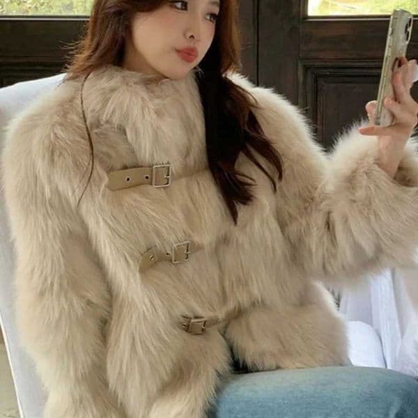 Designer woolen coat Meilad Leather Buckle Small Fragrant Fur Coat Winter New Style Temperament Small Environmentally Friendly Fox Fur Coat for WomenY251106