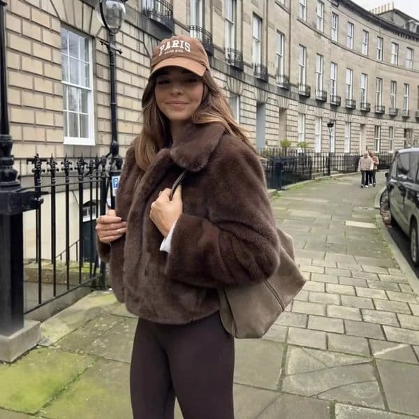 Vintage Brown Women Eco Fur Jacket Furry Collar Loose Faux Ladys Outwear Winter Comfortable Artificial For Lady 251105