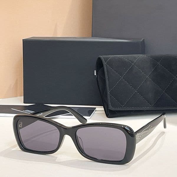 Rectangle Sunglasses Womens 25ss Outdoor High Street Catwalk Style Acetate Classic Retro Design CH5071 Random Box