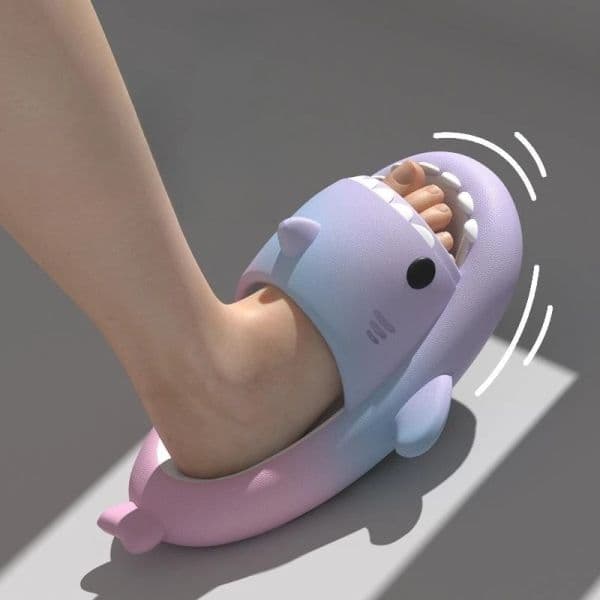 Summer Shark Slippers Women Fashion Sandals Gradient Color Casual Home Shoes EVA Non-Slip Men Flip Flops Beach Shark