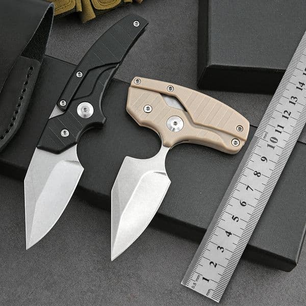 Hot Selling Outdoor Folding Knife Portable Mini tactical knife Multi Functional Tactical Knifes for Camping knives pocket knife and Self D