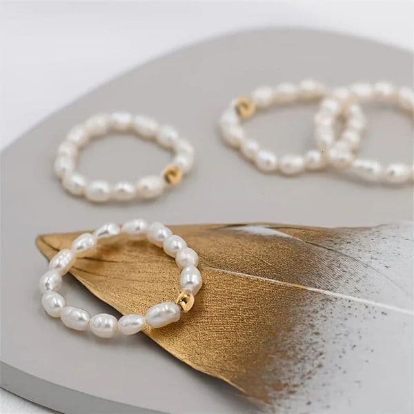 YWYC Mini Rice Shape Freshwater Pearl Ring for Women Elastic 34mm Pearl Finger Ring Jewelry Gift for Lover Mom 251131
