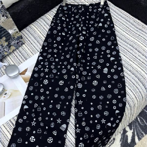 Womens Jeans Designer Trouser Legs Open Fork Tight Capris Trousers Thicken Slimming Jean Pants Brand Women Clothing Embroidery Printing