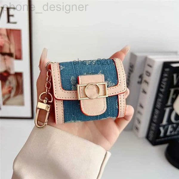 Designer AirPods Case Holder Strip Bag for Apple Airpods Pro 2 1 Generation airpods 3 4 Headset Packet Hook Clasp Keychain Shell Mini Charm PPRU 2ZC9