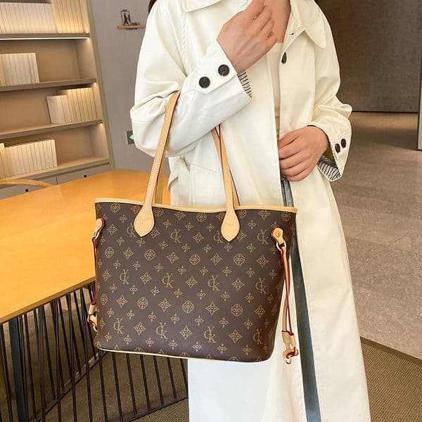 Old Flower Tote Bag Female New Fashion Niche Design Summer Senior Sense Large Capacity Commuter Shoulder Bag