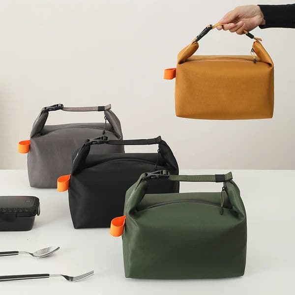 insulated lunch box handbag with large capacity folding lunch bag simple and stylish to work with 250403