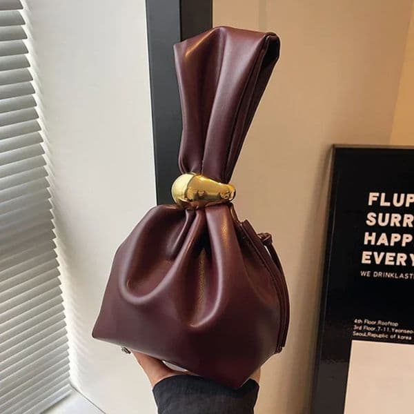 Personalized Soft Leather Clutch Bag Women Pleated Mini Bucket Pouch Temperament Side Zipper Party Evening Bags 251107