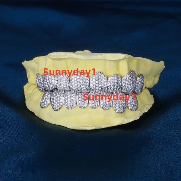 Custom Top Bottom 8 S925 Silver VVS Moissanite Diamond Grillz 10K 14K 18K Solid White Gold Iced Out Grillz for Teeth