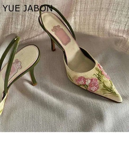 wers Embroidered Stiletto Heel Elegant High Heels Sgback Sandals China Embroider Pointed Toe Pumps Women
