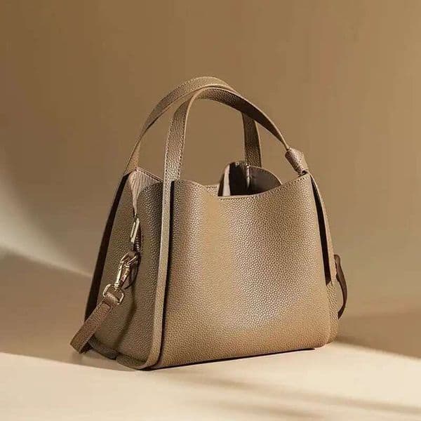 Genuine Leather Ladies Versatile Fashion Large Capacity Handbag New Cowhide High-Grade Vegetable Basket Crossbody Bucket Bag