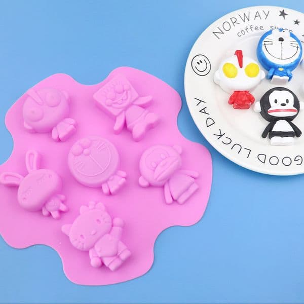 In Stock Wholesale 6-Linked Cartoon Character Silicone Cake DIY Handmade Bread Mold Simple Baking Tool