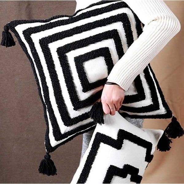 Tufted Cotton Cushion Cover With Tassels Black Line Pattern Plush Throw Pillow Case Handmade Home Decoration Y251110