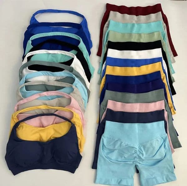 2026 Gym Clothe Set Impact Seamless Yoga Set Workout Scrunch workout set Sets Halter Sports Bra Srunch Shorts Fitness Clothes Gym Suit Sport Bra