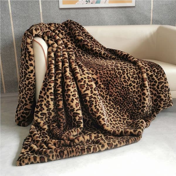 Leopard Print Blanket Polyester for Bed Sofa Travel and Camping, Super Soft Cozy Fluffy Plush Cheetah Print Blanket for All Seasons
