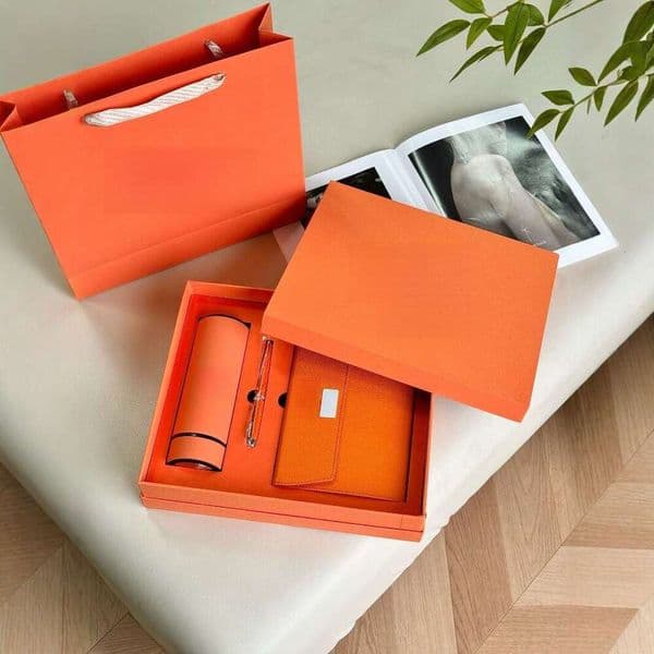 2026 Cologne Notebook Box Insulated Perfume Cup Set Business Companion Company Event High perfume End Practical Gift cologne B1 Free Shipping Shipping