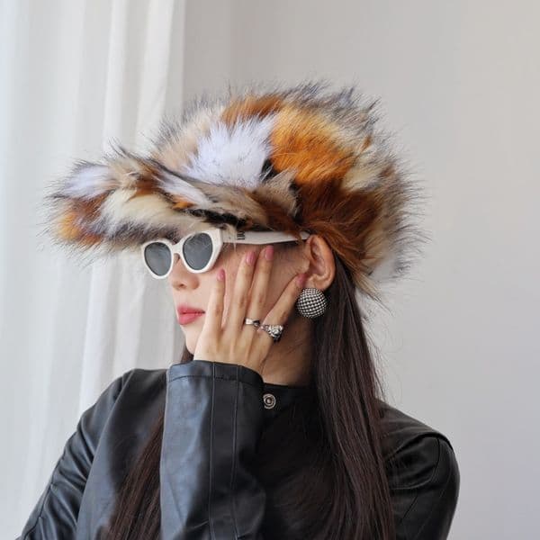 Autumn/Winter Soft Faux-Fur Baseball Hat with Fluffy Texture