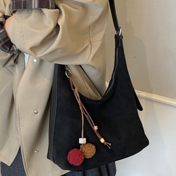 Elegant Womens Fall Collection: Retro-Inspired Textured Crossbody Shoulder Purse with Detachable Strap