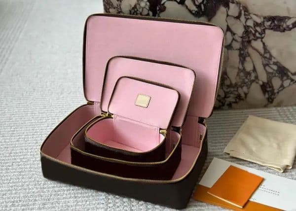 Fashion Womens Leather Cosmetic Bag 45678218 Handbag Party Jewelry Cases Zipper Bags