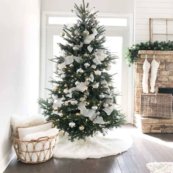 Christmas 1PC White Small Faux Fur Plush for Pencil Skirt Xmas Tree Party Home Decor ddmytues
