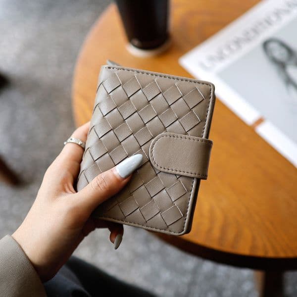 2025 new Fashionable Sheepskin Woven Style Women's Coin Purse Two-Fold Card Holder Genuine Leather Multi-Card Slot Wallet