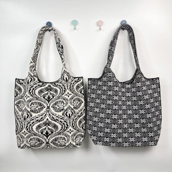 I113 A5 Printed travel cosmetic bag lotion packaging toiletries bag