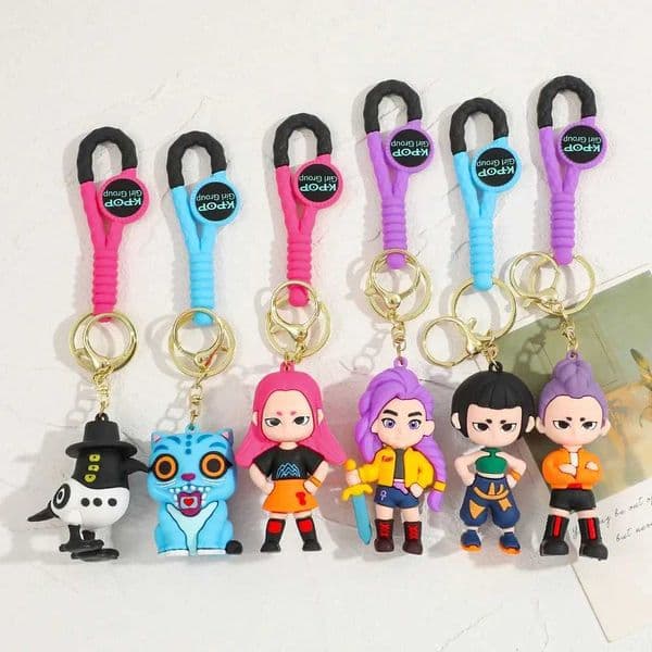 New KPOP Demon Hunters Keychain Huntrix Saja Boys Rumi Zoey Jinu Derpy Tiger Keyrings Car Key Rings Bag Accessories Fans Gifts Z251111