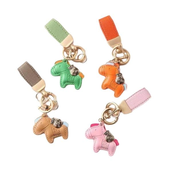 Designer Keychains Lanyards Luxury Bag Charms Key Chains PU Leather New Fashion Keychain Accessories Animal Cartoon Orange Horse Keyrings Ring Holder