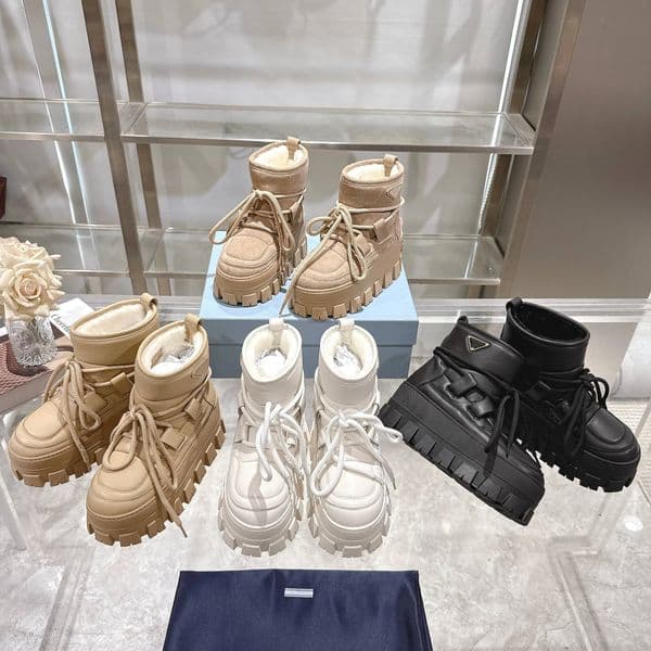 Designer Snow Boot Platform Woman Luxury Boots Suede Vintage Classic Booties Leather Casual Fur Boot Winter Shoe Dhgate High Quality Furry Slide And Winter Mini Boot