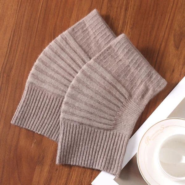 100 Pure Wool Striped Elastic Knee Brace Winter Cozy Thermal Knee Guard Sleeve Compression Sports Knee Warmers for WomenMen 251113