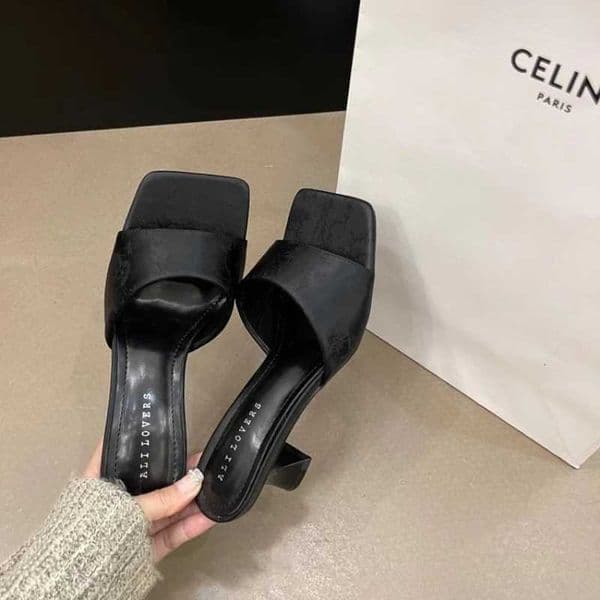 Summer women sandals 2025fashion square toe ladies slippers open toe luxury dress high heels sexy casual prom sandals large size Z251113