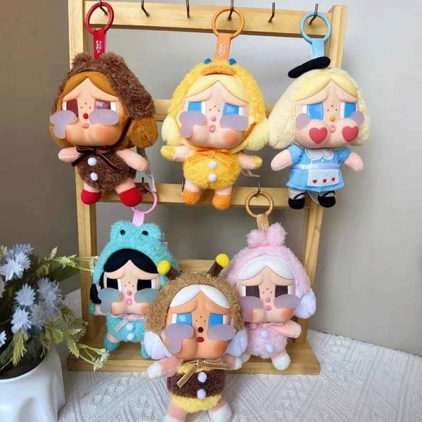 Game And Toy Crybaby Crying Again Vinyl Blind Box Kawaii Anime Doll Model Series Desktop Decoration Keychain stuff animal Free Shipping