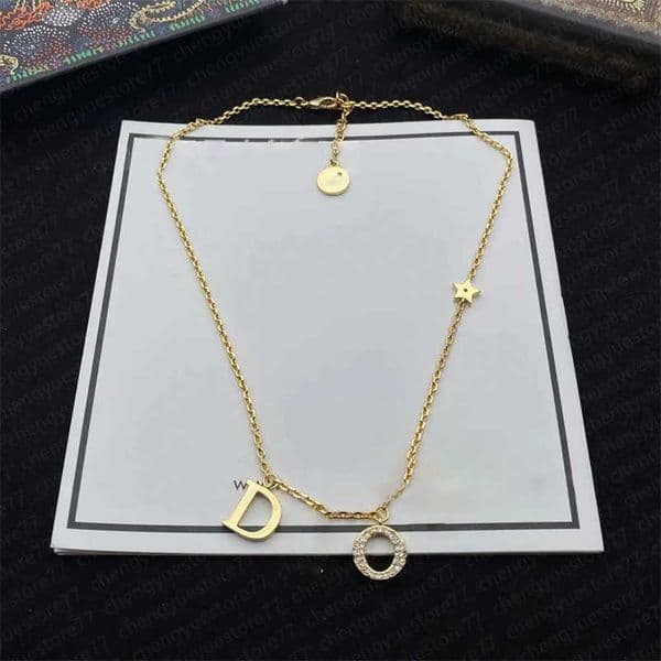 Necklaces D Letter Lady Designer Necklace Gold titanium Steel High end Elegant Pendant Stainless Women designer jewelry gift AA111