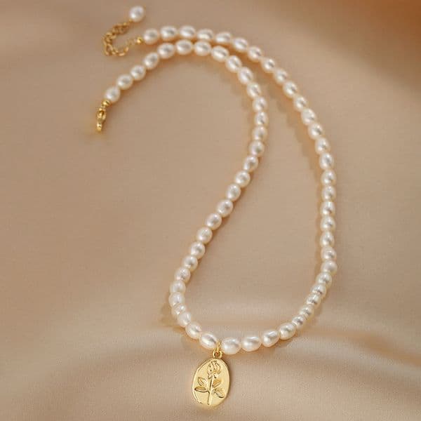 Natural pearl necklace chain rose oval pendant for women