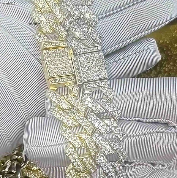Hot Selling Environmentally Friendly Material Hip-Hop Diamond Mens Fashion Full Diamond Cuban Chain Necklace