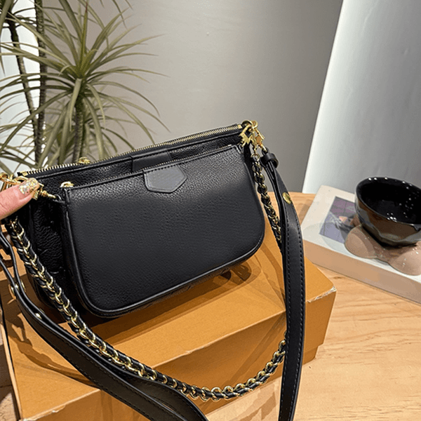 Designer bag handbag chain bag crossbody bag cloud bag women's shoulder bag envelope bag classic flap bag high quality lambskin christmas gift bag flap bag hollow logo
