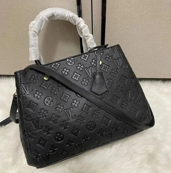 Designer Luxury Satchel Messenger Women Shoulder Bag Leather Strim Handles with Shoulder Strap Crossbody Bag Purse Luxurys Handbags Female backpack wallet