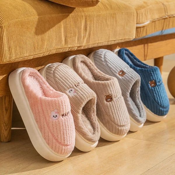 Cotton slippers for women winter style indoor living warm home woolen slippers for men autumn and winter 251111