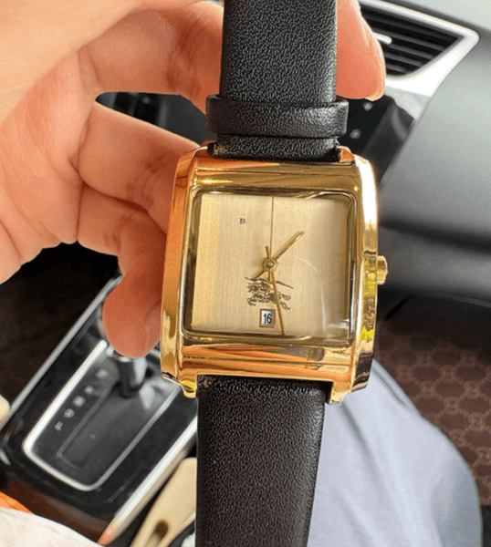 Luxurious Gold Watch Stylish Brand Wristwatches Calendar quartz watch Charm Womans Watches Designer Jewelry Wrist watch for Elegant Man Women