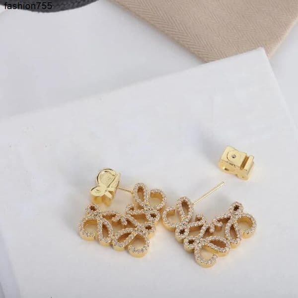 Stud luxury gold stud earrings elegant 18k goldplated designer hoop earrings for women perfect for weddings parties
